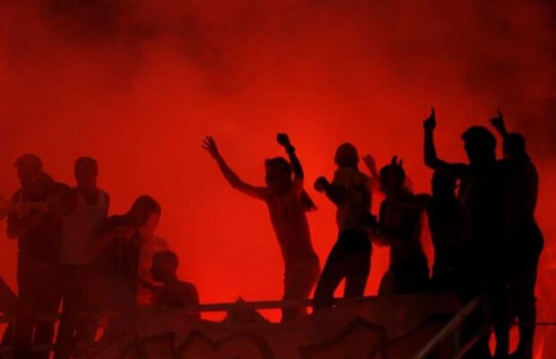 Meciul Panathinaikos Atena - Maccabi Tel Aviv, 2-1, întrerupt de două ori din cauza incidentelor cauzate de fani