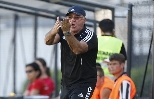 Hizo: "Belodedici ne-a trimis în IAD" » AICI ai toate reacţiile despre grupa Vasluiului