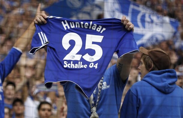 Adversari: Huntelaar a marcat mai multe goluri decît Steaua în acest sezon