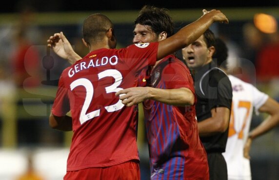 FOTO Victorie "cu cap" » Geraldo şi Martinovici au adus victoria Stelei, 2-0 cu Tîrgu Mureş