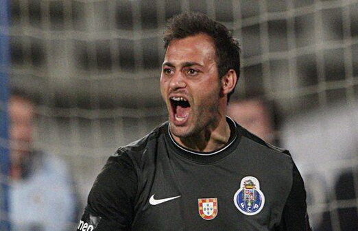 EXCLUSIV » CFR Cluj l-a deturnat pe Beto de la Rapid » Iuliu Mureşan: "Ne-am înţeles cu Beto"