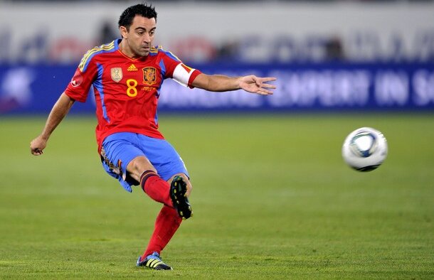 VIDEO Ce gol a marcat Xavi din lovitură liberă, la a 103-a selecţie pentru Spania!