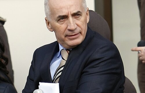 Marius Stan, atac dur la Porumboiu: "Să se ocupe de vacile şi de boii lui"