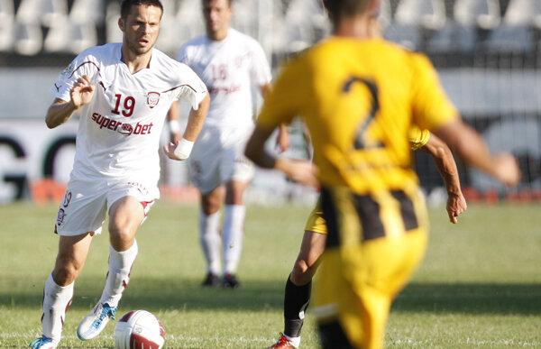 VIDEO Bozovici a curăţat Rapidul » Echipa lui Răzvan Lucescu a ratat prilejul de a se apropia de lider