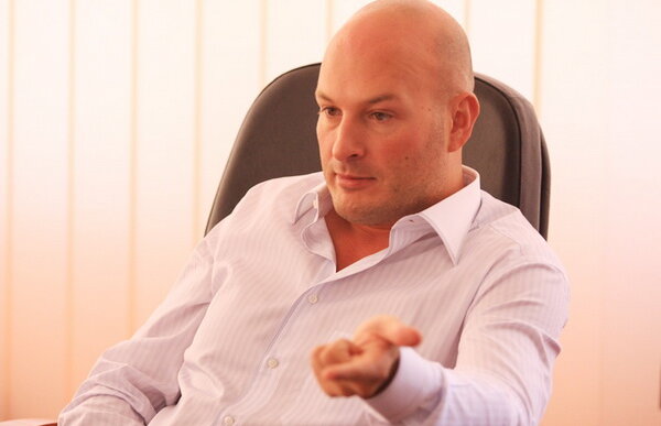 Paszkany răspunde atacurilor: "Porumboiu este un scandalagiu"