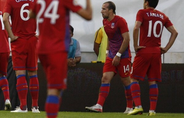 Steaua nu cîştigă după plecarea lui Bănel: n-a mai avut două eşecuri consecutive în campionat din 2009