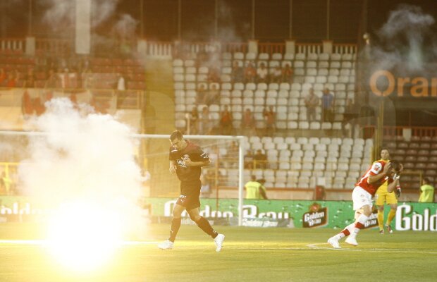 Cronica de la Dinamo-Rapid 0-0, scrisă de Cătălin Ţepelin: "Mingea e pătrată"