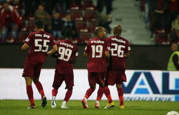 VIDEO Meci cu scandal la Cluj » CFR a învins-o pe egala lui Lazio şi e la un punct de Dinamo