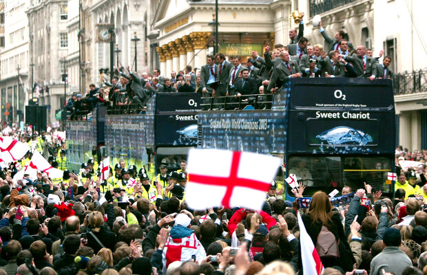 Aşezarea jucătorilor în teren » Ce rol are fiecare rugbyst?