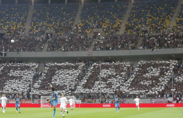 FOTO » Giuleştenii au creat o atmosferă demnă de noua arenă » Rapidism la nivel "Naţional"