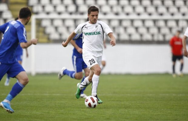 Tibi e surpriza lui Stan! Noul antrenor al Stelei vrea să îl bage titular cu Oţelul