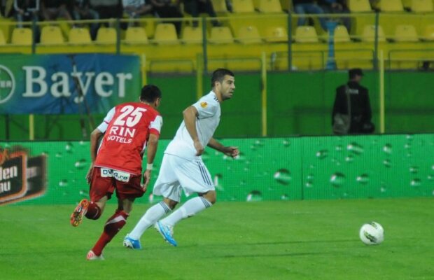 Marius Constantin pe fals? Fotbalistul a evoluat cu Dinamo, dar se pare că nu avea drept de joc :S