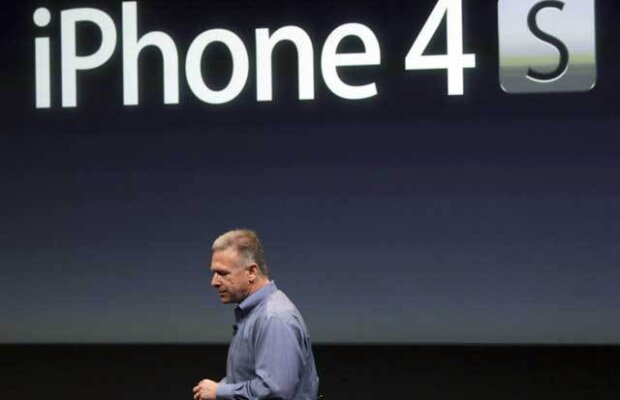 Apple a prezentat telefonul iPhone 4S (VIDEO)