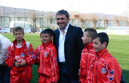 România merge cu Hagi la Campionatul Mondial de fotbal U 12