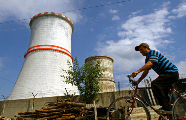 Uniunea Europeană face lumină în contractele “băieţilor deştepţi” din energie