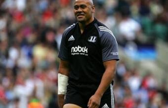 După 16 zile de dializă, Jonah Lomu a fost externat