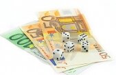 Doi români din Florenţa au furat peste 100.000 de la o italiancă