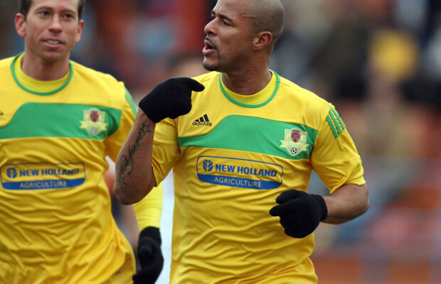 Hizo: "Wesley nu mai are 16 ani să creadă că îl ia Becali la Steaua"