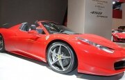 Licitaţie specială cu prilejul lansării lui Ferrari 458 Spider