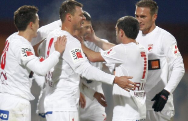 "Cîinii" au făcut SHOW la Piatra Neamţ  » Ceahlăul - Dinamo 0-5