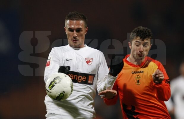 VIDEO Alexe îşi scoate pălăria în faţa lui Dănciulescu şi Niculae: "Sînt adevăraţi golgeteri, ne ajută mult" ;)