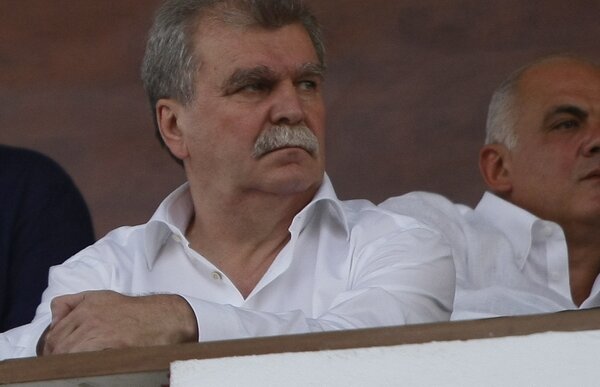 Ioan Taban neagă demisia lui Dinu Gheorghe: "Nu e lîngă echipă acum, dar e în continuare preşedinte"