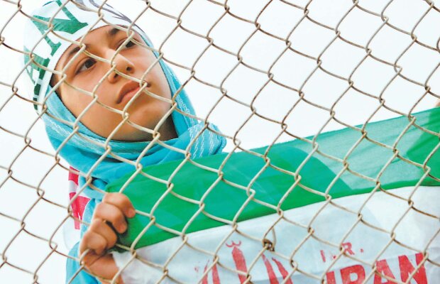 În Iran, în arenele sportive nu se pot opera arestări în masă » Stadionul, zonă liberă