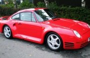 Ce faci dacă ai un Porsche 959?
