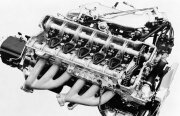 Mercedes-Benz va produce propusloare cu 6 cilindri în linie începând cu 2015