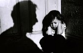 Sancţiuni dure pentru pornografia infantilă, într-o nouă directivă a PE