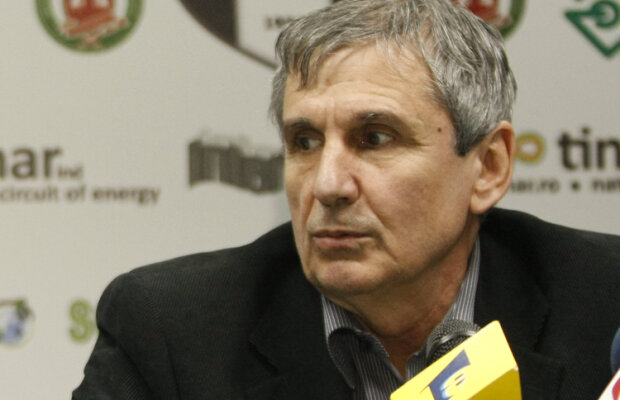 Buduru: "Suporterii noştri au mers 10 km cu geamurile sparte, a trebuit să le dăm pături"