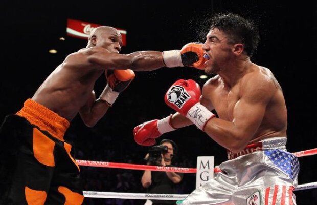 Cifre record » Vezi cîţi oameni s-au uitat la confruntarea Mayweather Jr-Ortiz