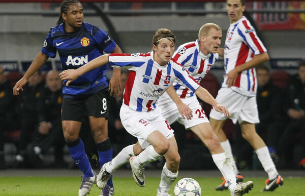 Visează la teatru » Oţelul vrea să provoace surpriza în faţa lui Manchester