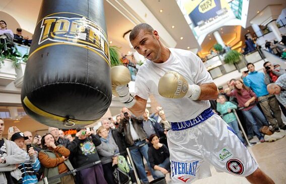 VIDEO// Lucian Bute: ”Andrade a fost bun pentru Kessler, Johnson pentru Froch, dar pentru mine nu mai sînt”