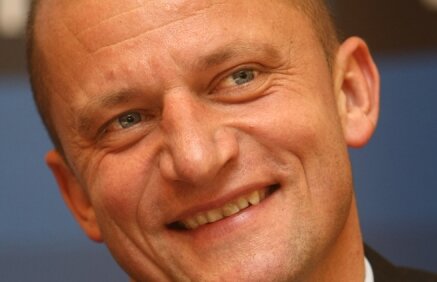 Dorinel a văzut ce înseamnă Manchester United: "Dacă ne-am compara, înseamnă că sîntem cu capul" :D