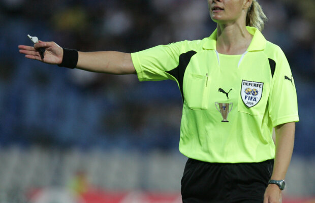 Soţ şi soţie la un meci de Liga a 3-a