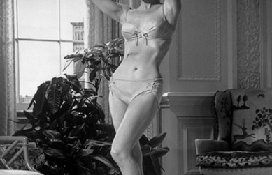 FOTO INEDIT! Marilyn Monroe, in lenjerie intima!
