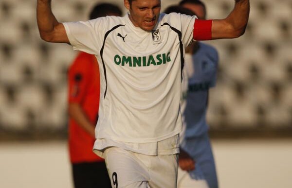 Rapidist de Crăciun » Şiman i-a promis lui Copos că i-l lasă pe Curelea împrumut pînă la vară