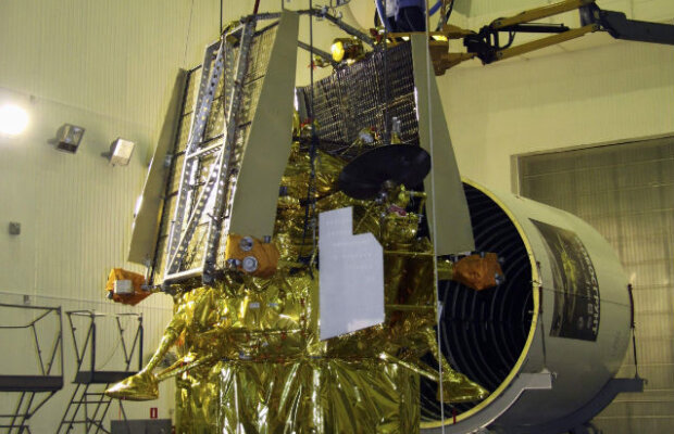 Un satelit rusesc a rămas blocat în spaţiu şi ameninţă să cadă pe Terra (VIDEO)