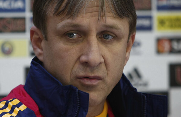 Emil Săndoi nu renunţă la tineret: ”Nu demisionez”