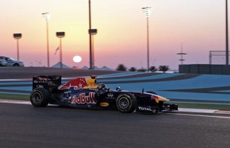 Vettel şi Red Bull, favoriţii zilei la Abu Dhabi! » Pariezi pe ei?