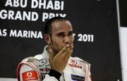 Hamilton este câştigătorul Marelui Premiu Abu Dhabi