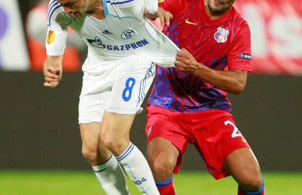 Marica vrea Steaua în primăvara europeană: "M-aş bucura să termine pe 2, dar le va fi greu acasă la Schalke"