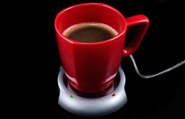 Încălzeşte-ţi cafeaua  la computer!