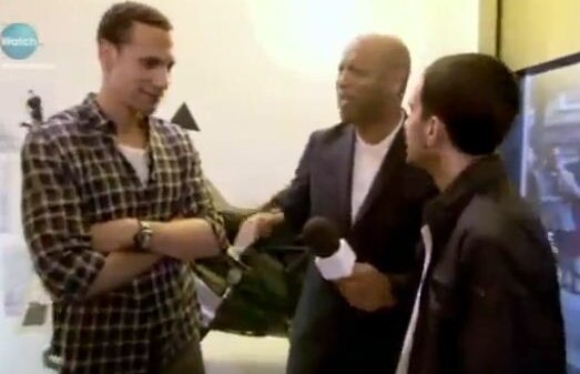 VIDEO Un magician l-a lăsat "mască" pe Rio Ferdinand. Vezi ce a reuşit să facă!