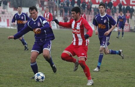 Cele mai titrate divizionare secunde se întîlnesc ACUM: FC Argeş - UTA