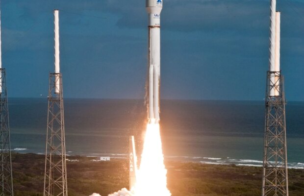 Robotul Curiosity, lansat cu succes de NASA într-o misiune de explorare a planetei Marte