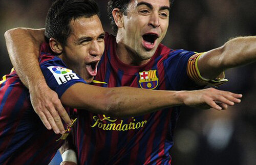 VIDEO Xavi şi cînd greşeşte e genial! Vezi aici ce super-assist i-a oferit lui Alexis