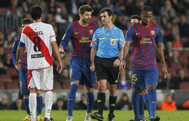 Fundaşul Barcelonei riscă să fie suspendat fiindcă a forţat un ”galben” » Pique poate rata El Clasico