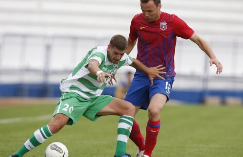 Cu cine crede Schalke că joacă în Europa League? Cu rivala lui Ferencvaros Bucureşti :)
